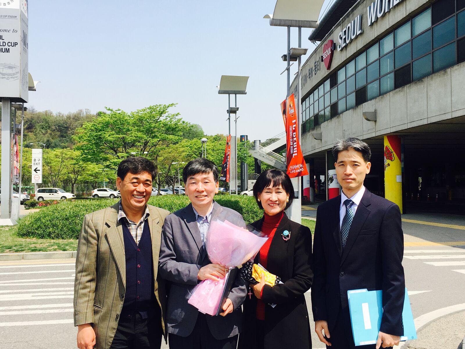 장애가정의 꿈과 희망이 되어주시는, 훈숙장학재단의 수상을 축하드립니다! 장애가정의 꿈과 희망이 되어주시는, 훈숙장학재단의 수상을 축하드립니다!