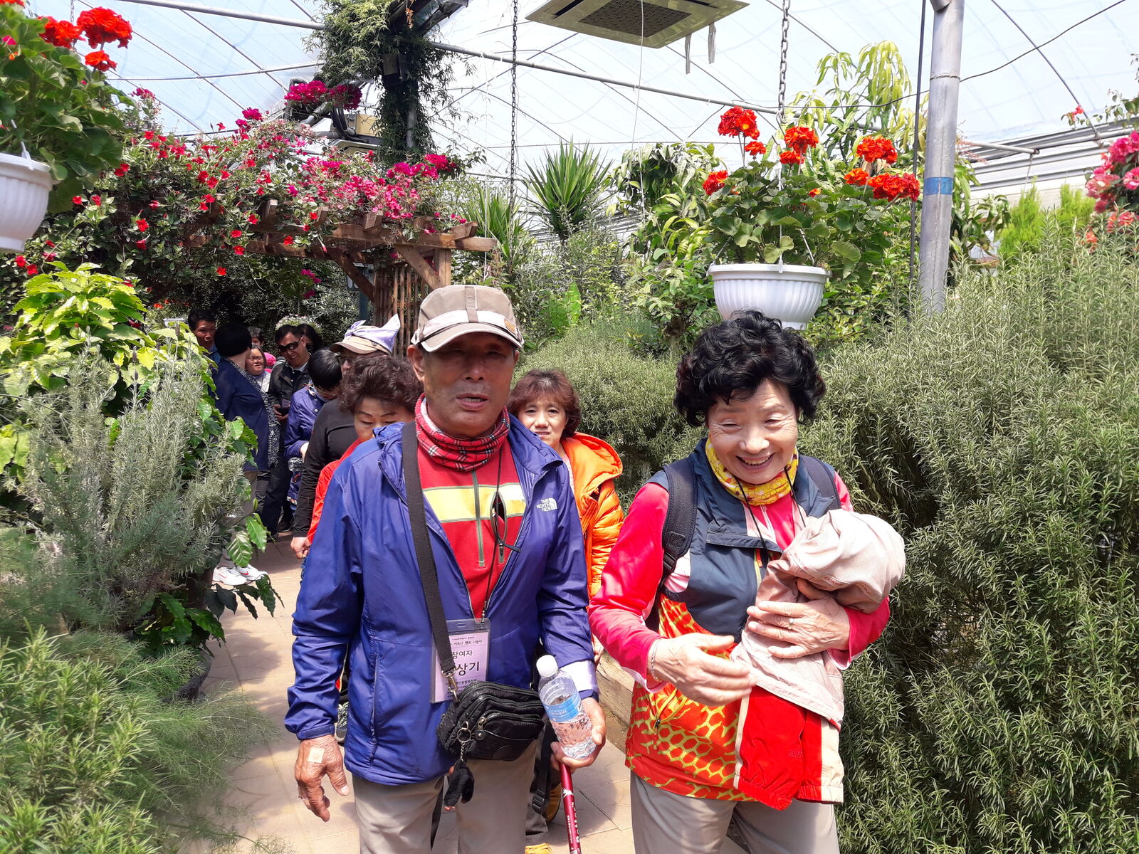 KT&G 복지재단과 함께하는 "2018 마포구 어르신 행복 나들이" 실시 KT&G 복지재단과 함께하는 "2018 마포구 어르신 행복 나들이" 실시